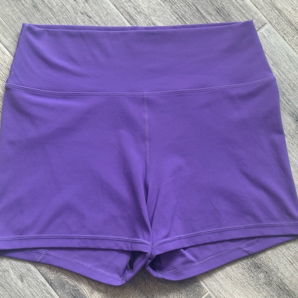 Fleo Women's High-Waisted Purple Shorts